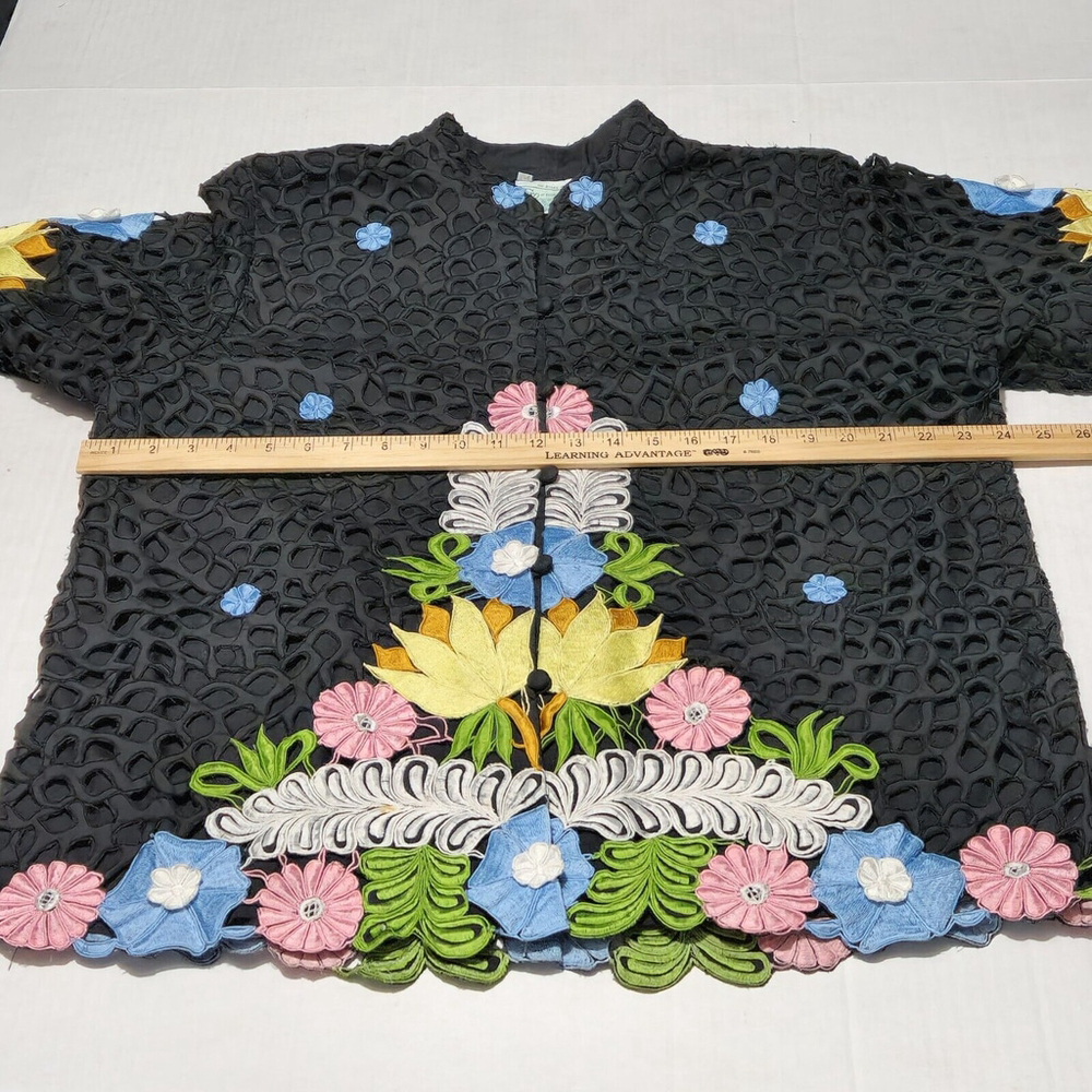 QUEEN CARO OF HONOLULU Vtg Floral Embroidered Applique Jacket Hawaiian Colorful - Picture 6 of 13